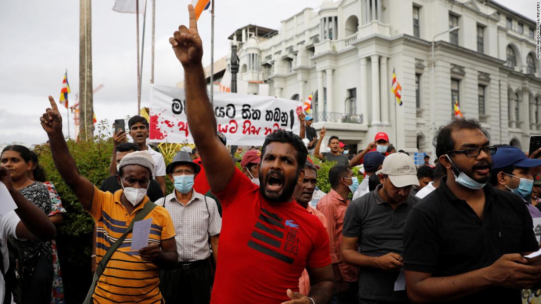 Sri Lanka tarihinin en büyük ekonomik krizini yaşıyor