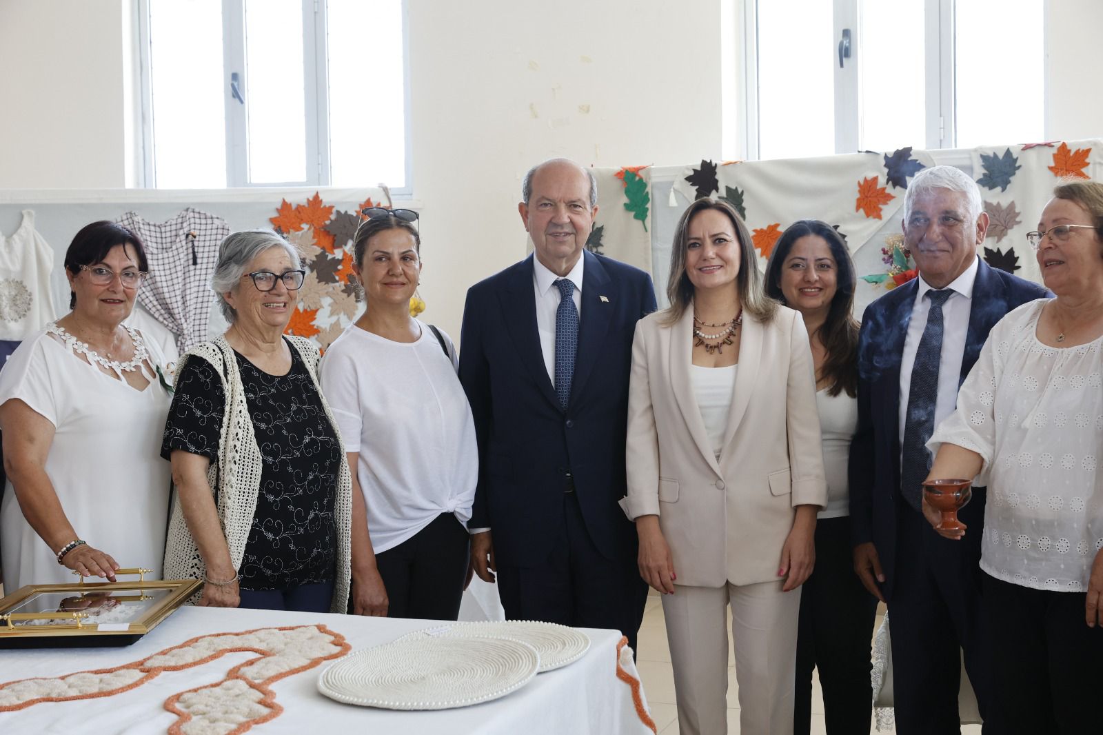 CUMHURBAŞKANI TATAR, BOSTANCI KÖY KADIN KURSU SERGİSİ’Nİ ZİYARET ETTİ