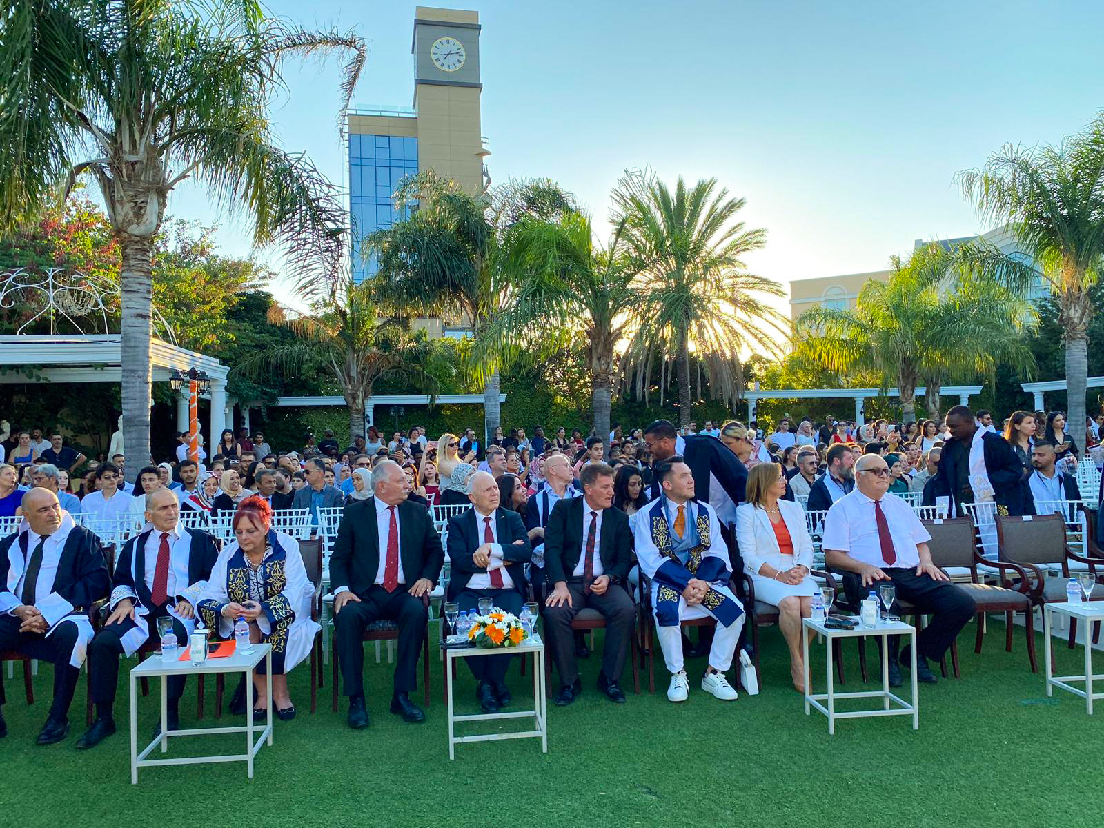 TÖRE, KIBRIS İLİM ÜNİVERSİTESİ MEZUNİYET TÖRENİNE KATILDI