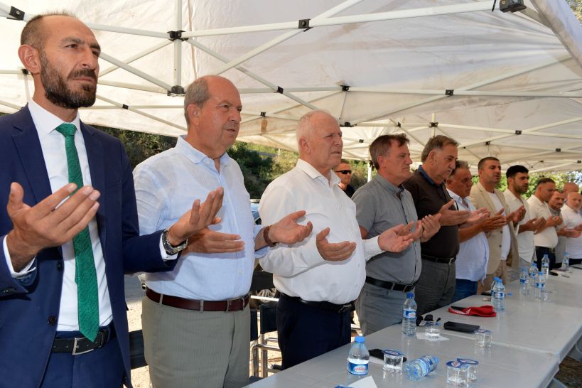 CUMHURBAŞKANI TATAR DEPREMDE YAŞAMINI YİTİRENLER VE ŞAMPİYON MELEKLER TAKIMI İÇİN OKUTULAN MEVLİD-İ ŞERİF’E KATILDI