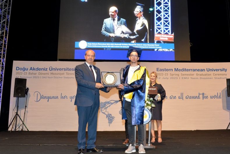 CUMHURBAŞKANI ERSİN TATAR, DAÜ MEZUNİYET TÖRENİNDE KONUŞTU