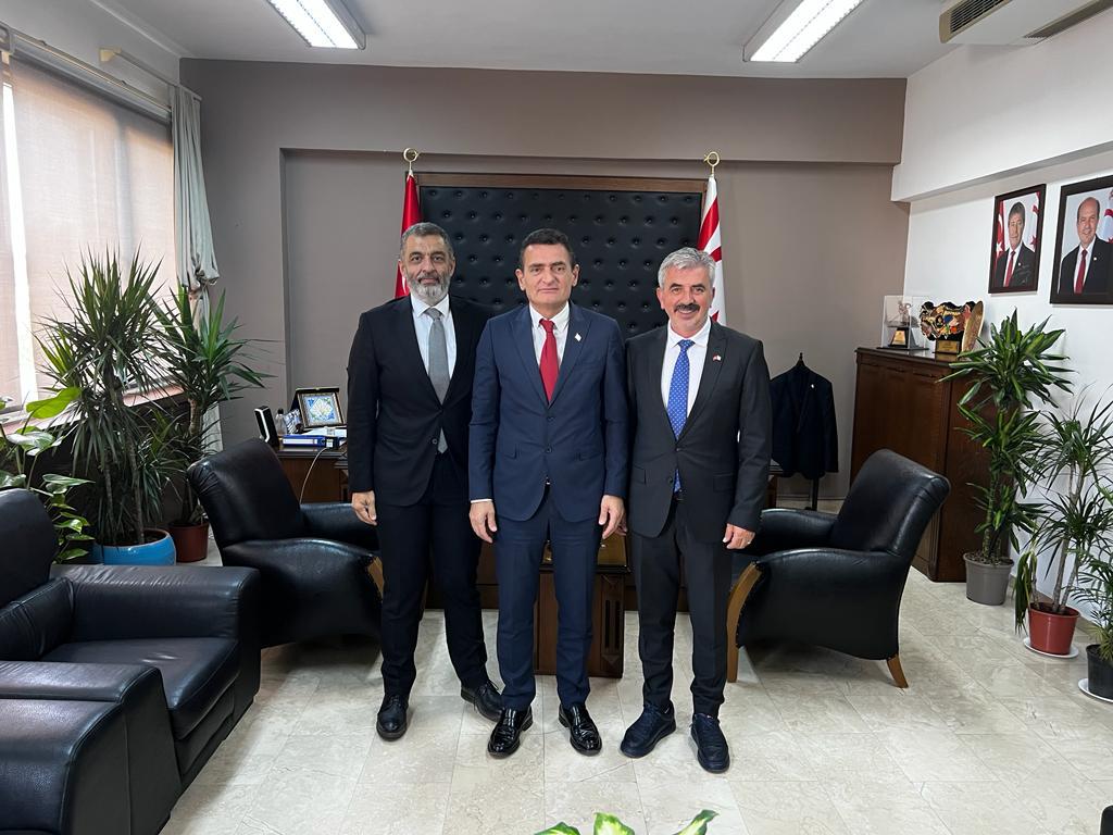 OĞUZ, TELSİM YETKİLİLERİNİ KABUL ETTİ