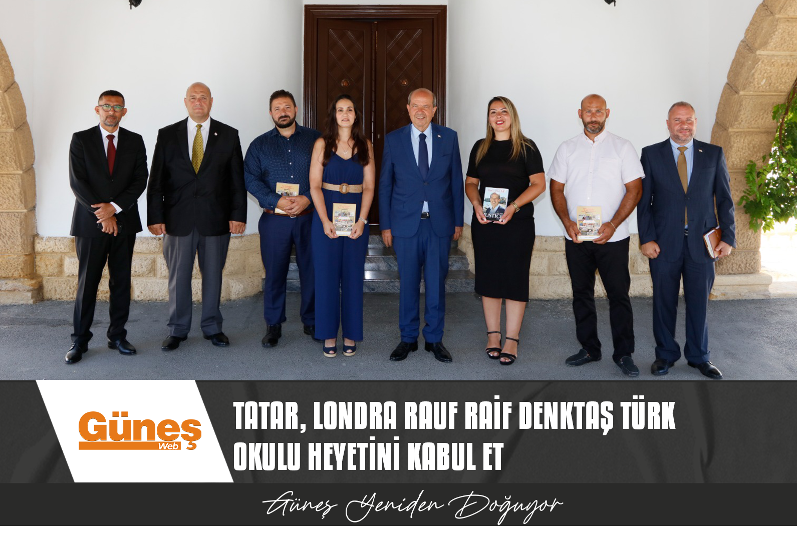 CUMHURBAŞKANI TATAR, LONDRA RAUF RAİF DENKTAŞ TÜRK OKULU HEYETİNİ KABUL ETTİ