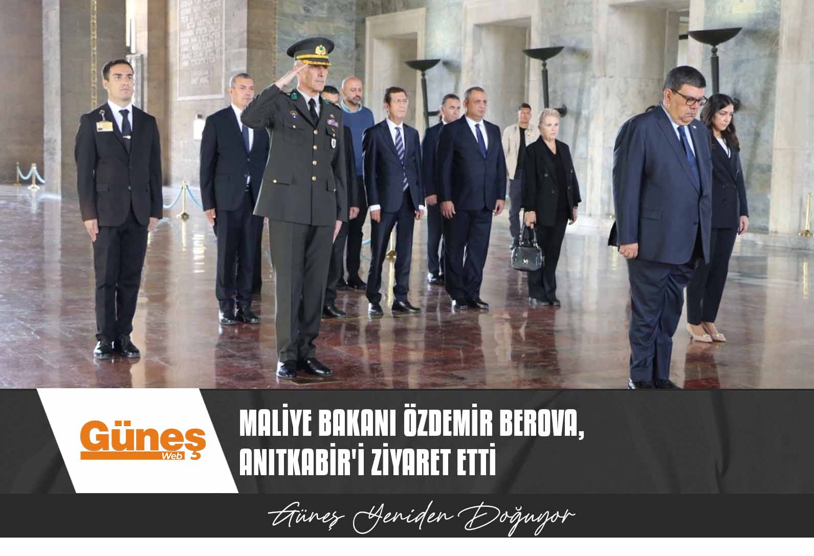 Maliye Bakanı Özdemir Berova, Anıtkabir’i ziyaret etti