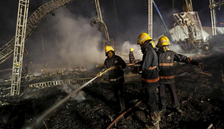 Hindistan’da boya fabrikasında çıkan yangında 11 kişi hayatını kaybetti