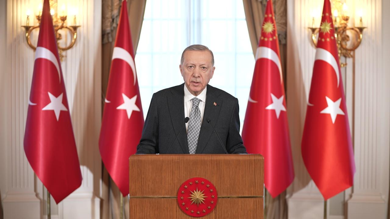 Erdoğan: “İsrail’in işlediği insanlık ve savaş suçlarının gözlerden kaçırılmaması adına yoğun çaba harcıyoruz”