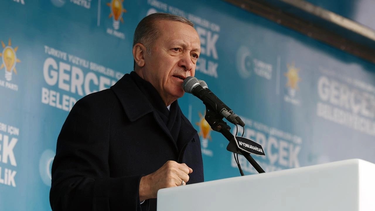 Erdoğan: Gözümüzü geleceğe diktik