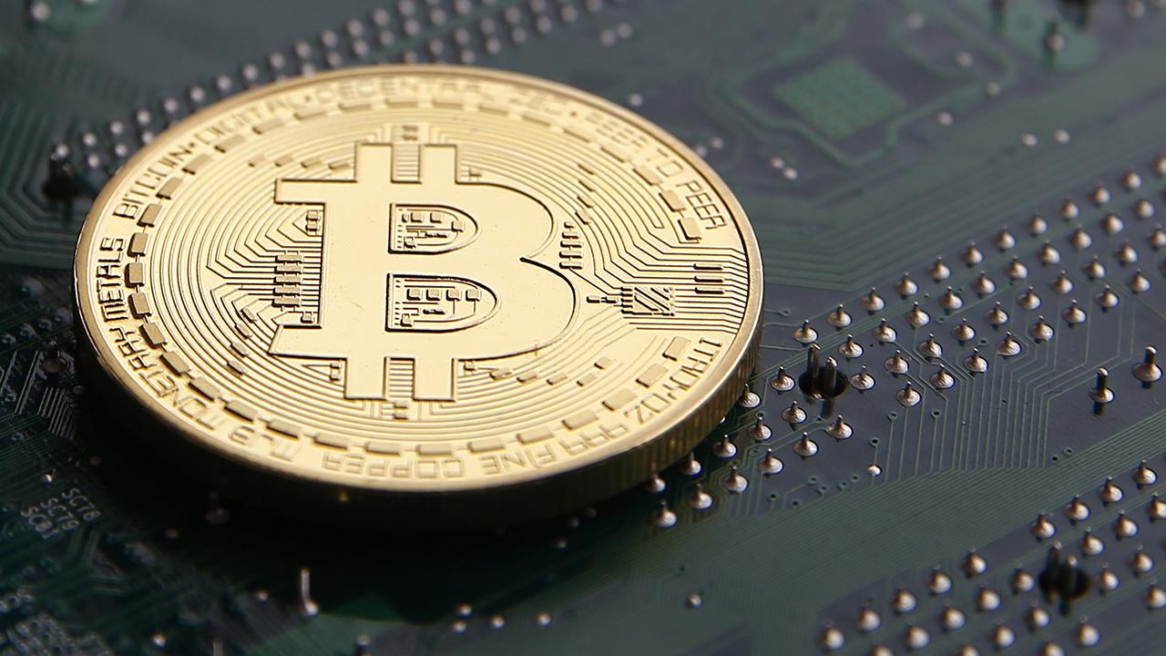 Bitcoin’in fiyatı 62 bin doların altına geriledi