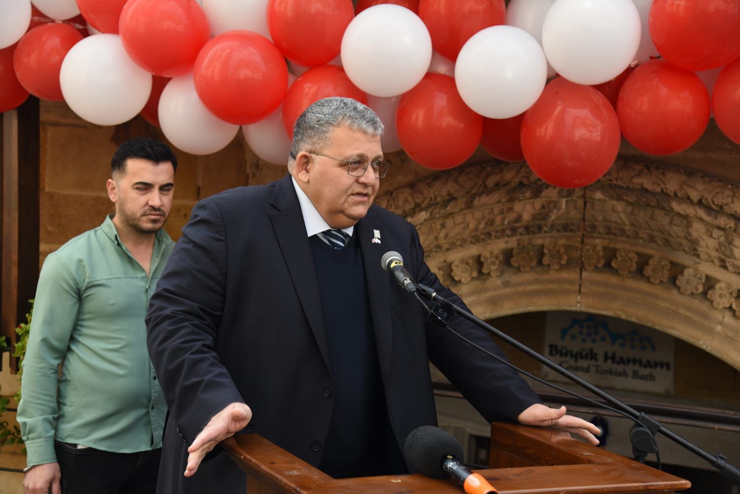 aaf81c05-dcc4-48d6-b338-4fd1df548983