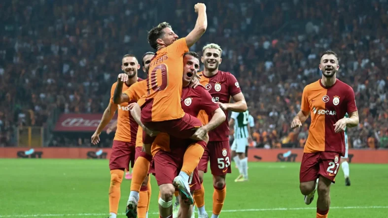 Galatasaray’ın 11’i netleşiyor