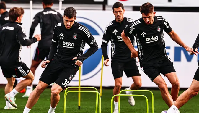 Beşiktaş 3 futbolcusundan eksik çalıştı