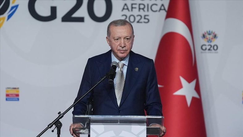 Erdoğan: Filistin davasına çok güçlü biçimde sahip çıktık