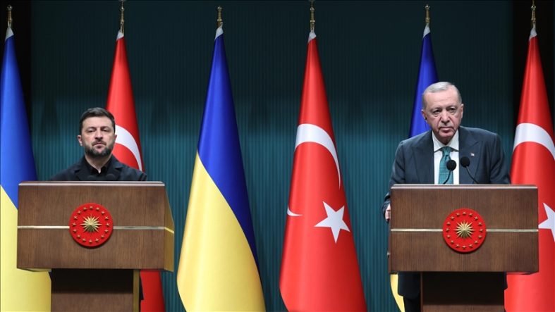 Erdoğan, Zelenskiy ile ortak basın toplantısı düzenledi