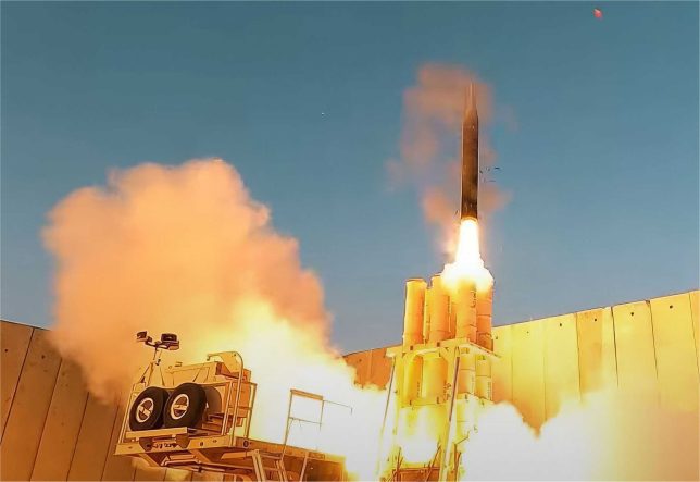 Almanya, Arrow 3 hava savunma füze sistemini faaliyete geçiriyor