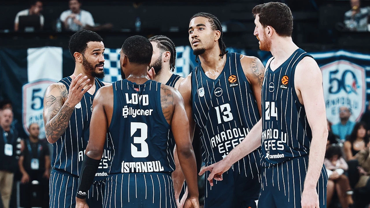 Anadolu Efes EuroLeague’de Real Madrid’i konuk ediyor