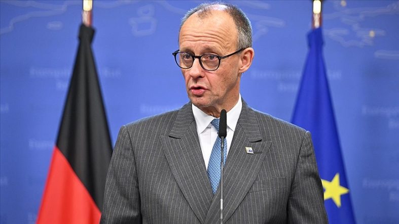 thumbs_b_c_3ce360679e8248eca99517623457678c