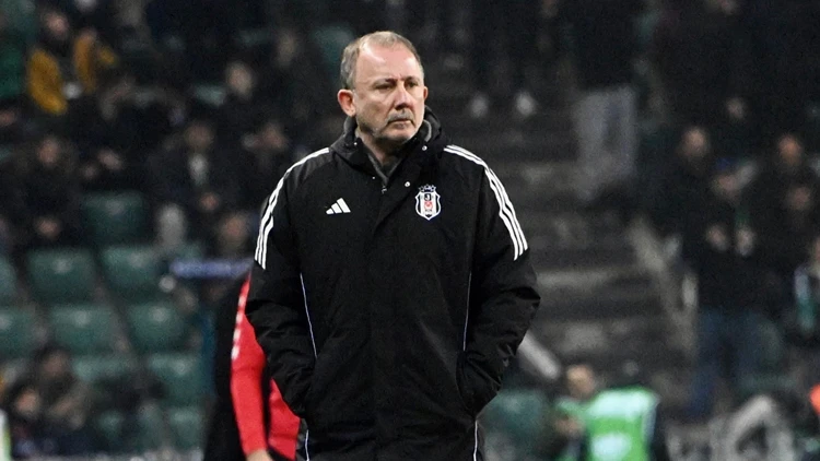 Beşiktaş’ta Sergen Yalçın dönemi sona erdi