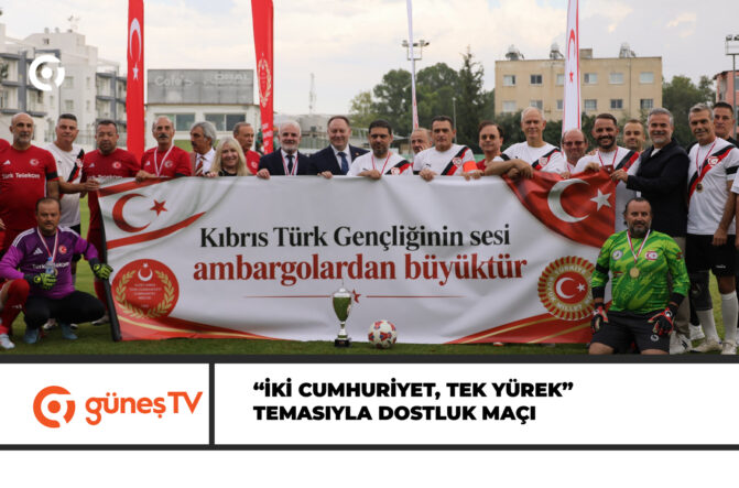 Cumhuriyet Meclisi ile TBMM futbol takımları dostluk maçı yaptı